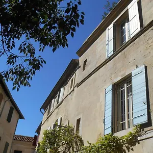 arles-bienvenue.fr-provencehotel.com/
